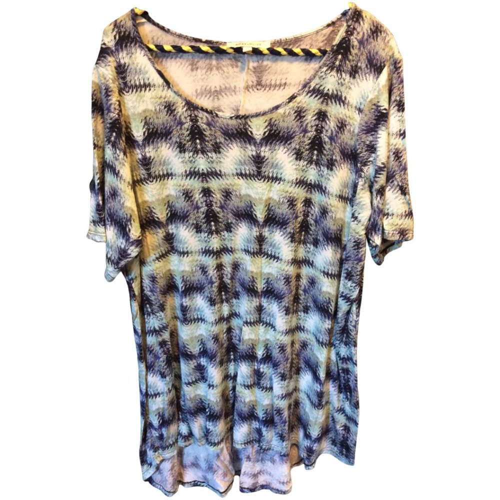Ladies Blue/Green Patterned Top w/ Tails
